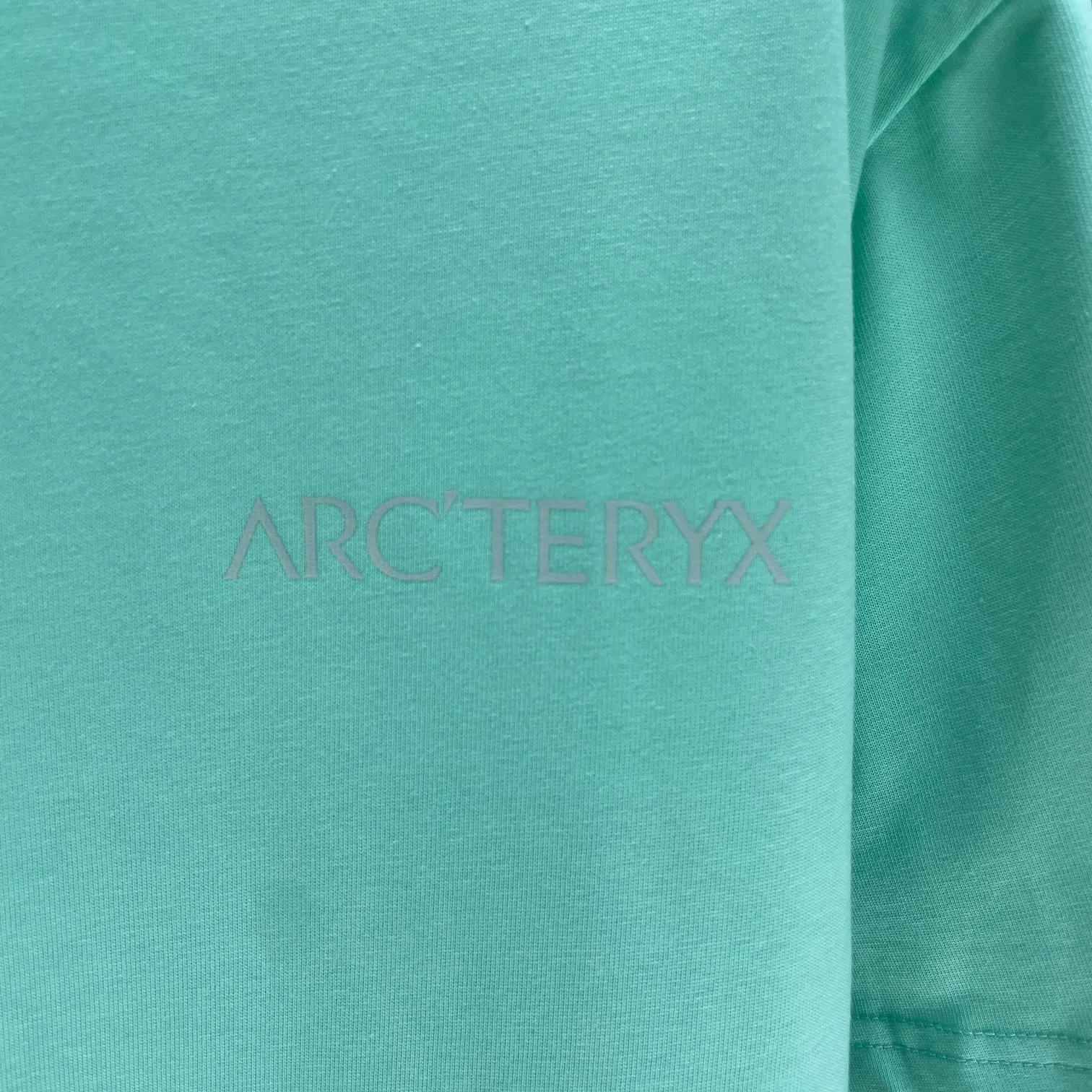 ARC 2025 New Arrival T ：Black White Sizes：S M L XL XXL
